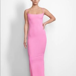 ✨ SKIMS BUBBLEGUM PINK SLIP DRESS ✨